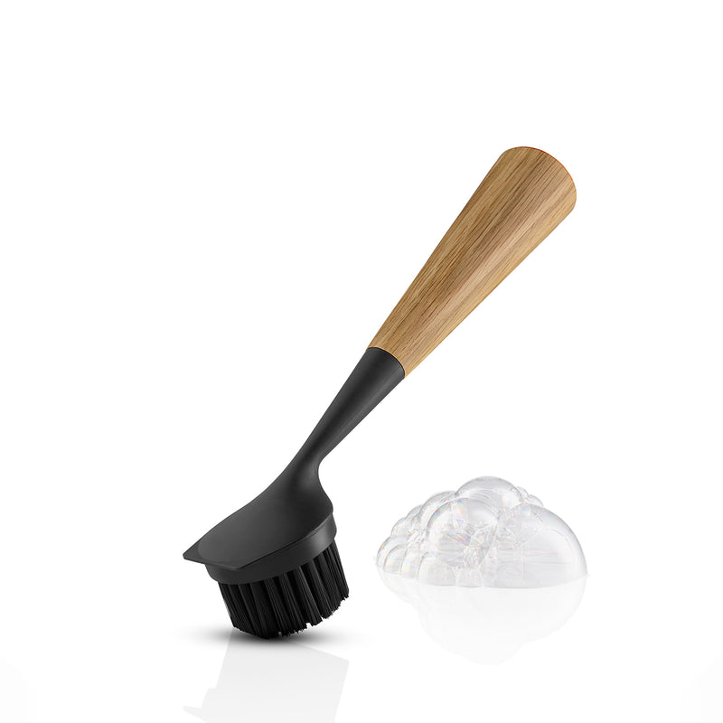 eva solo | dish brush nylon | oak + black