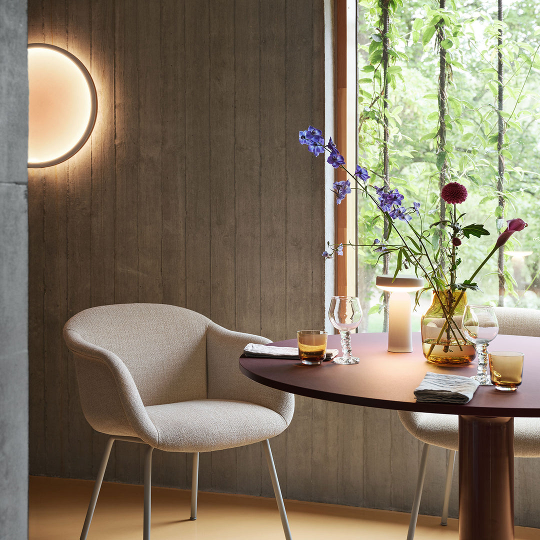 muuto | calm wall lamp | 90 cm | white grey