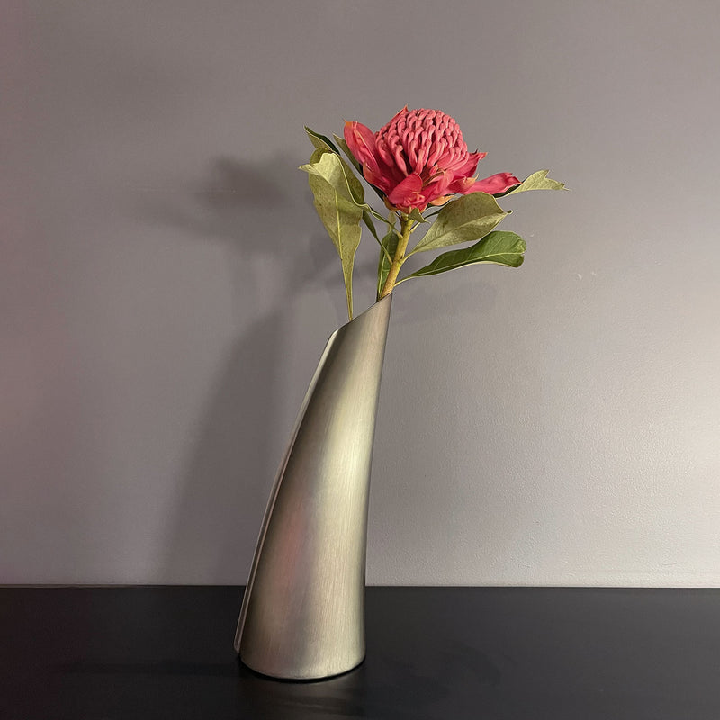 fink | single stem vase | silver medium