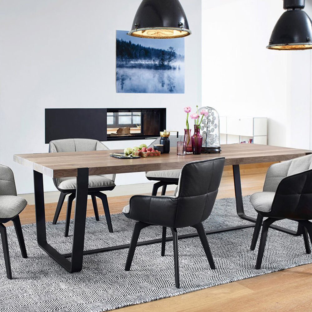 freifrau | marla armchair low | wood frame black | opera pepper + ebony (black) leather