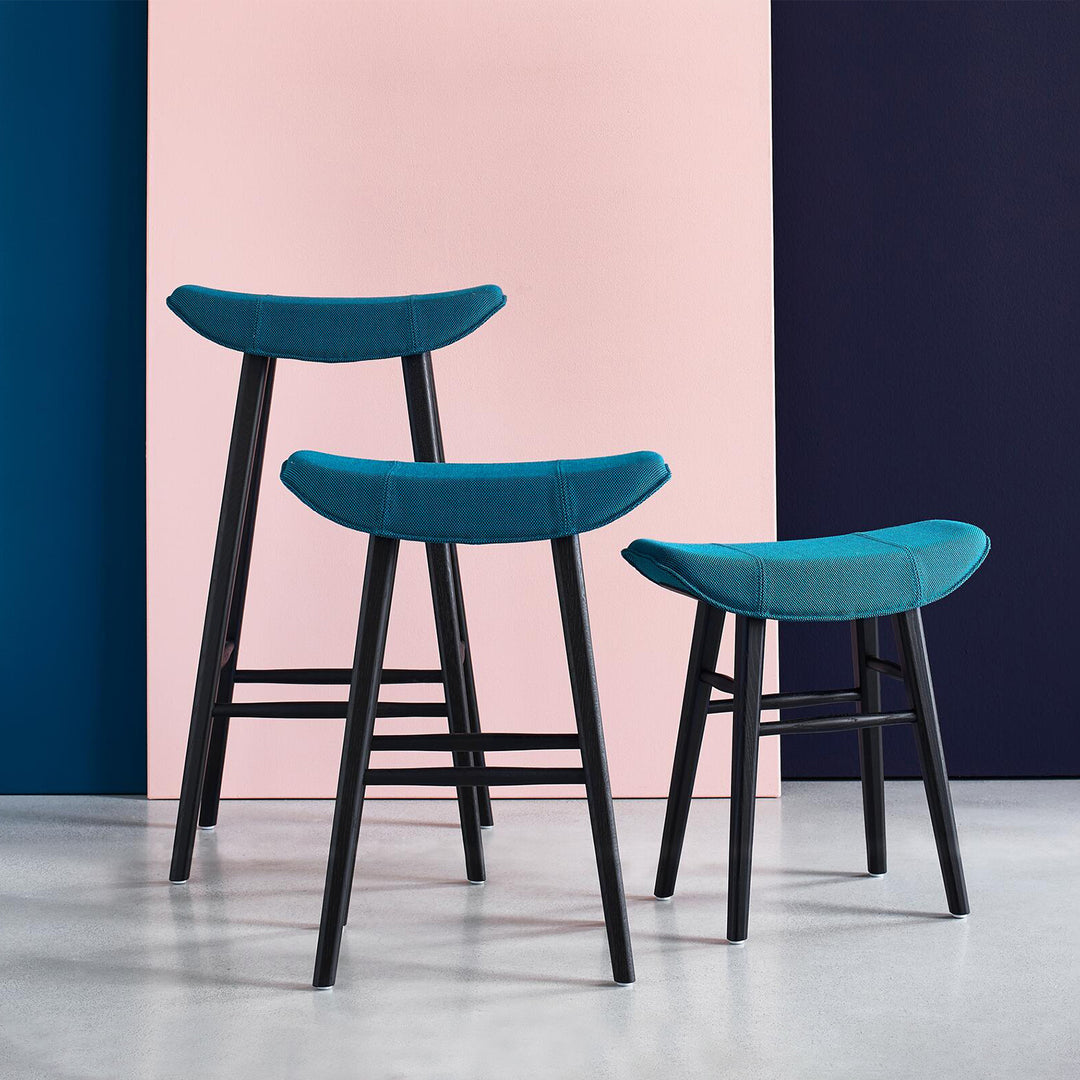 freifrau | kya kitchen stool 63cm | cairo ebony (black) leather + black wire frame