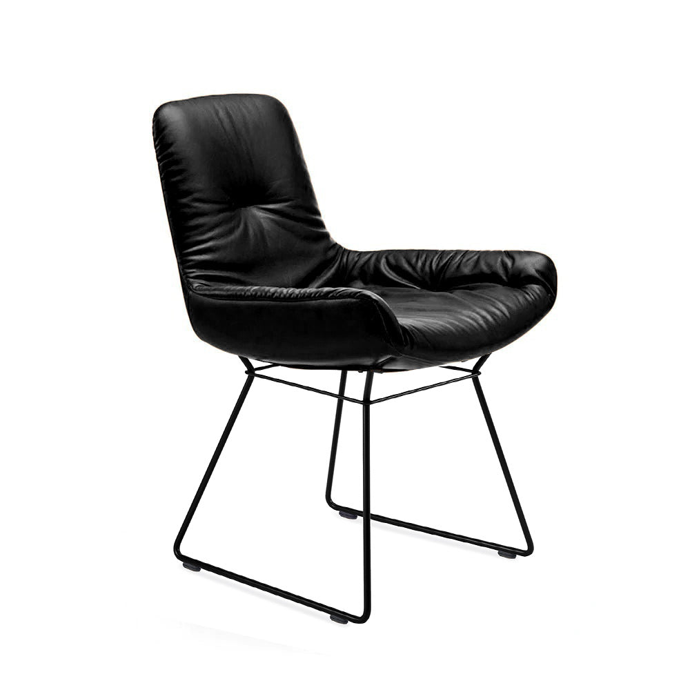 freifrau | leya armchair low | wire frame | cairo ebony (black) leather
