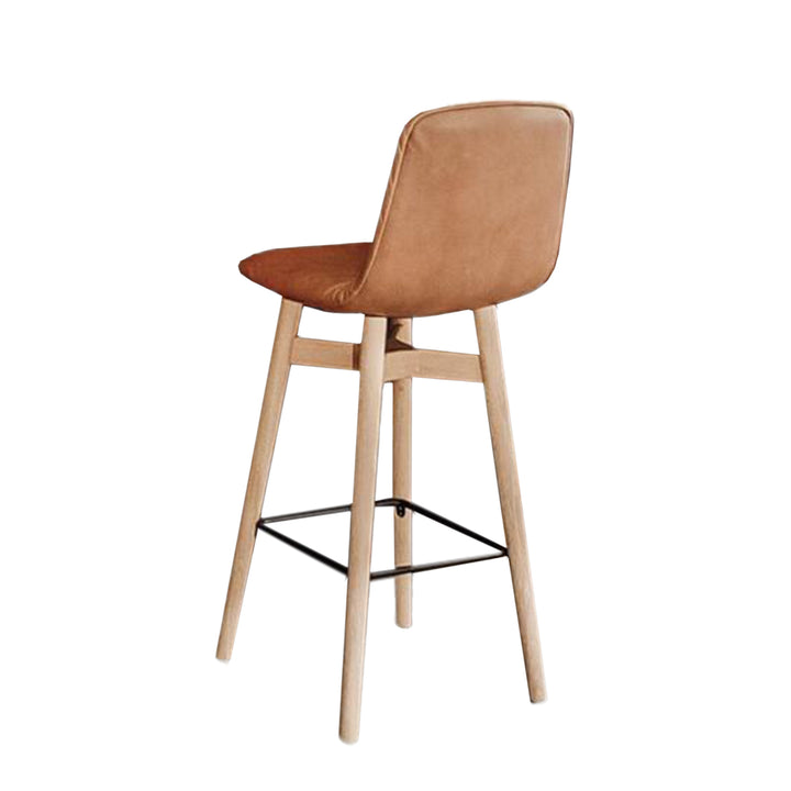 freifrau | leya high back kitchen stool 65cm | muscat cognac leather + oak