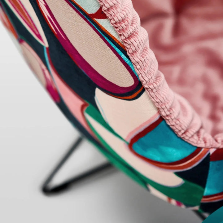 freifrau | leya lounge chair | wire frame | riga tamaris + dedar margaritas