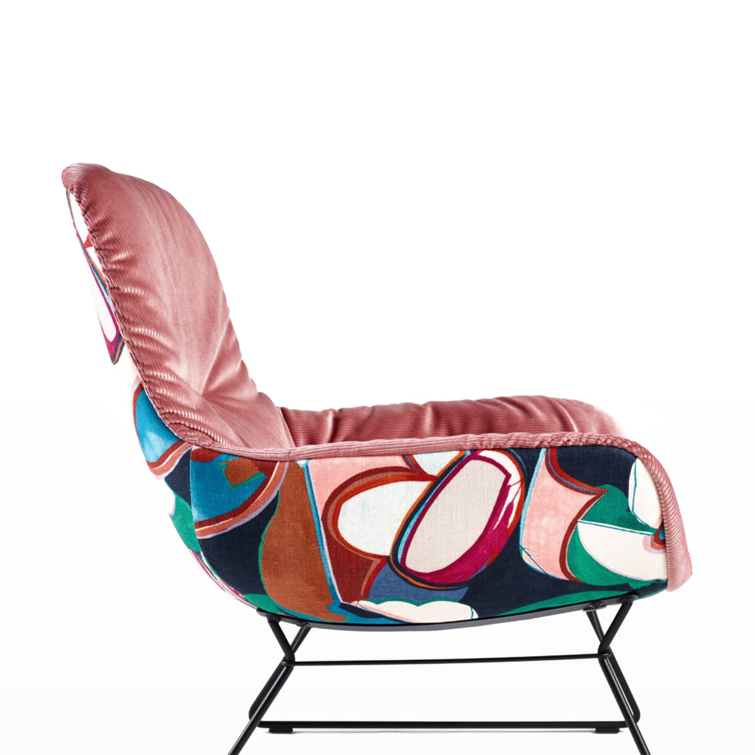 freifrau | leya lounge chair | wire frame | riga tamaris + dedar margaritas