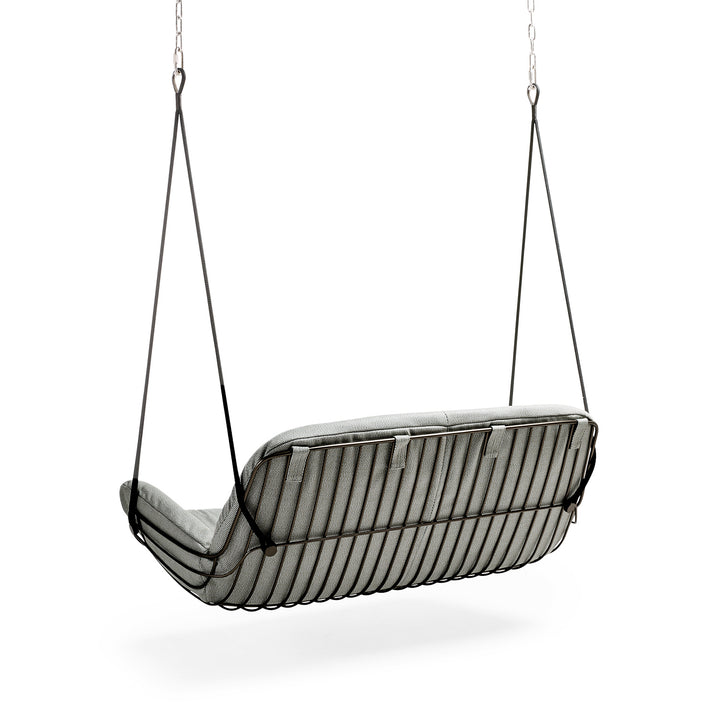 freifrau | leyasol outdoor lounge couch double swing seat | black frame | lopi charcoal | silver ropes