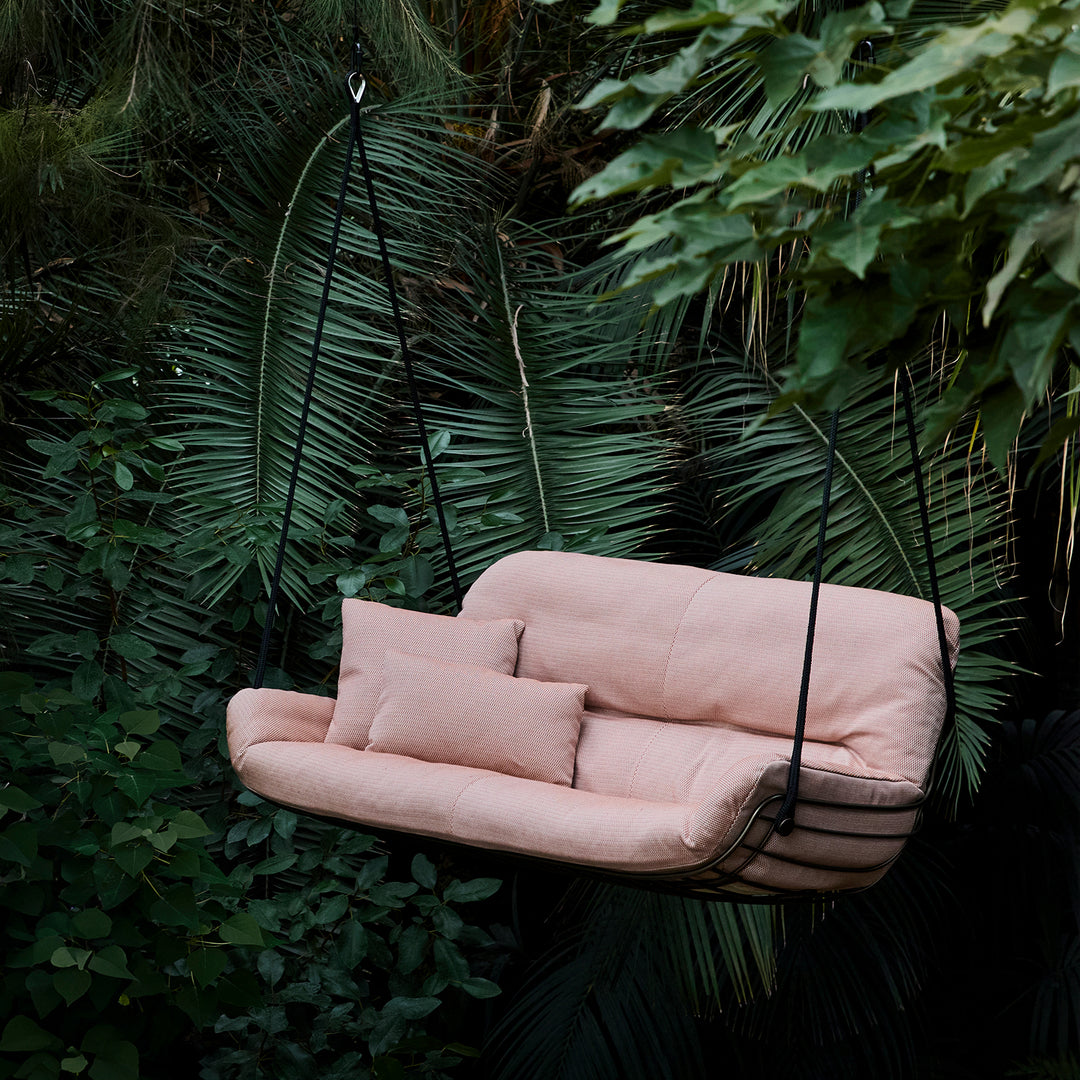 freifrau | leyasol outdoor lounge couch double swing seat | black frame | lopi charcoal | silver ropes