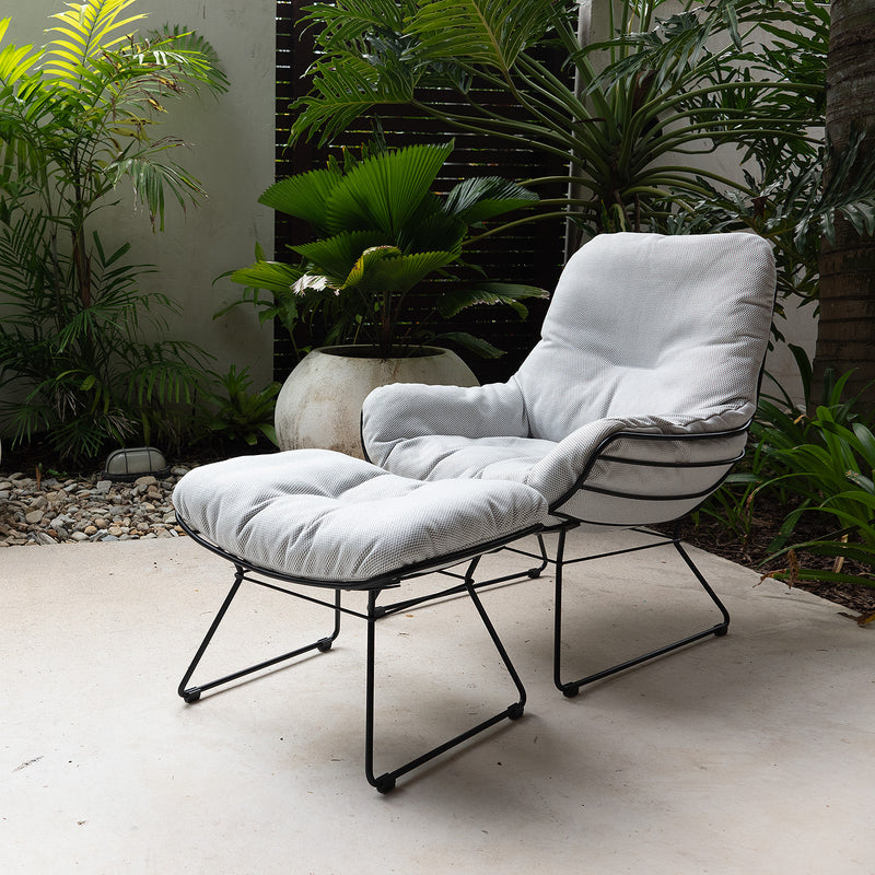 freifrau_leyasol_lounge_w_footstool_ash_black_angle_niramaya-Courtyard_1500.jpg__PID:1cfe32d4-3075-4e88-9aa6-700f43d22e32