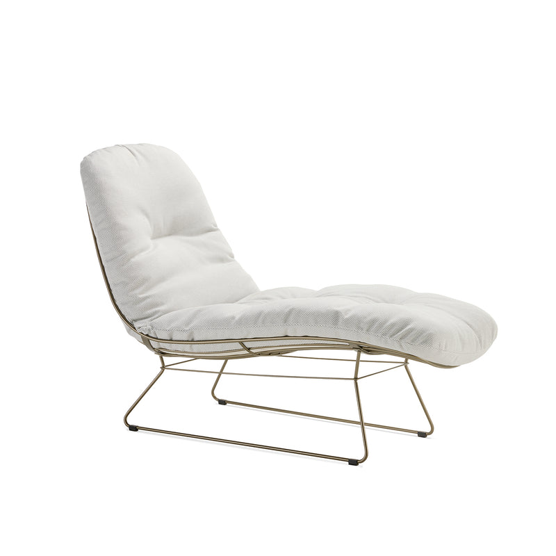 freifrau | leyasol outdoor sun lounger | lopi fabric + steel bronze glaze frame