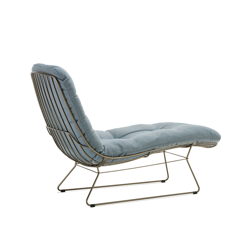freifrau | leyasol outdoor sun lounger | lopi fabric + steel bronze glaze frame