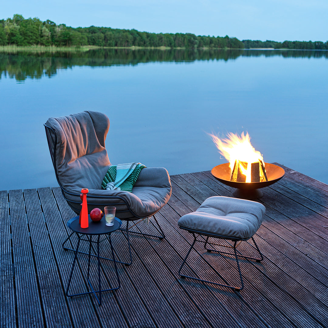 freifrau | leyasol outdoor wingback chair | lopi ash + black frame