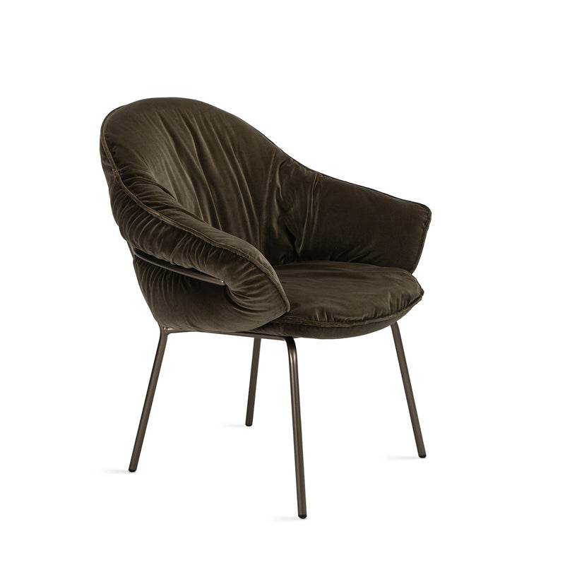 freifrau | low dining | marie armchair | deep black steel frame | nobilis raphael 73 vert kaki
