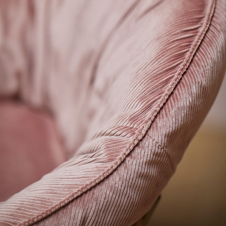 freifrau | low dining | marie armchair | nobilis raphael 02 beige