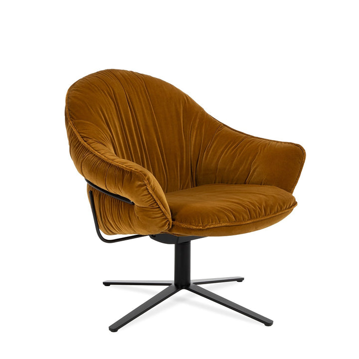 freifrau_marie_lounge_chair_ME00.jpg__PID:78835bd3-5dcc-4fba-8950-fc93baffff22