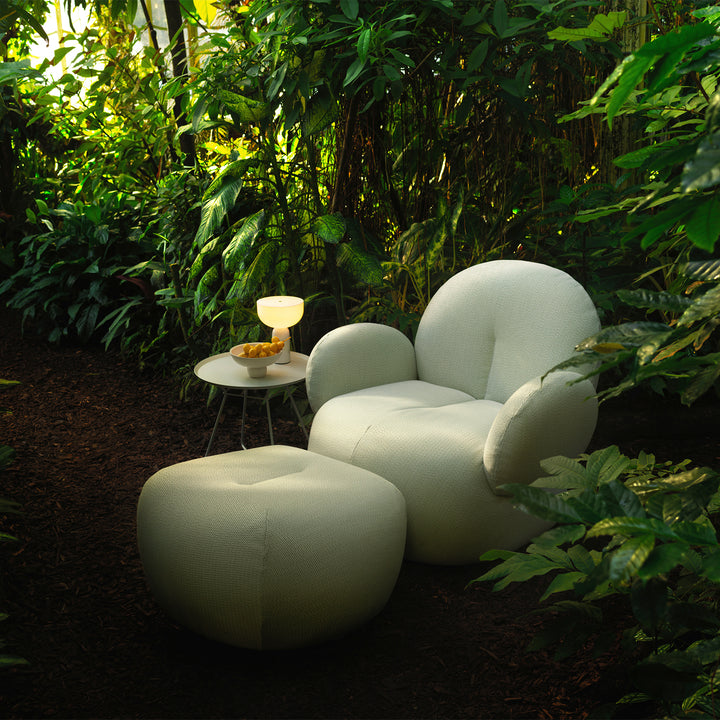 freifrau | nana outdoor love seat | lopi fabric