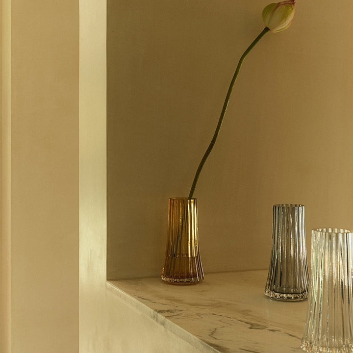 greg natale | OPERETTA | tromba glass vase | smoke
