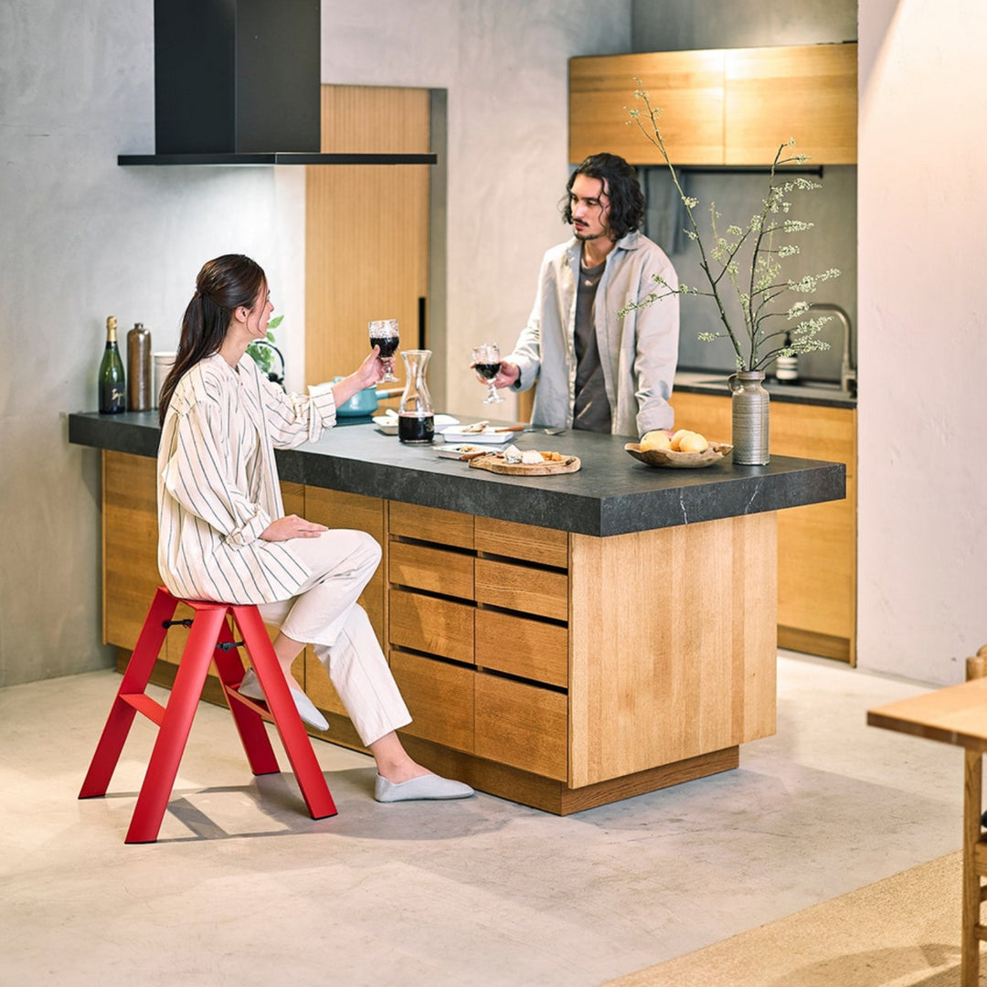 hasegawa | lucano 2 step ladder | red