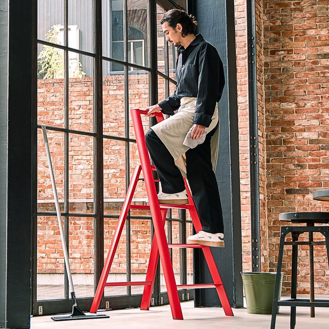 hasegawa | lucano 4 step ladder | red