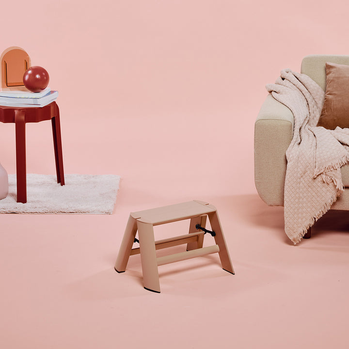 hasegawa | lucano 1 step ladder | peach brown