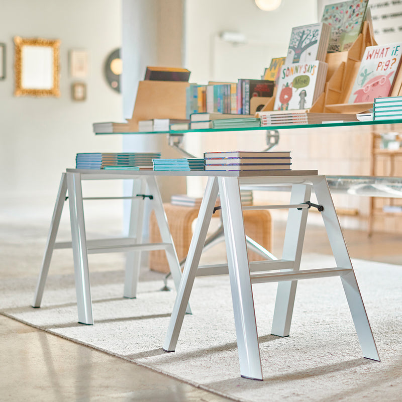 hasegawa | lucano 2 step ladder | white