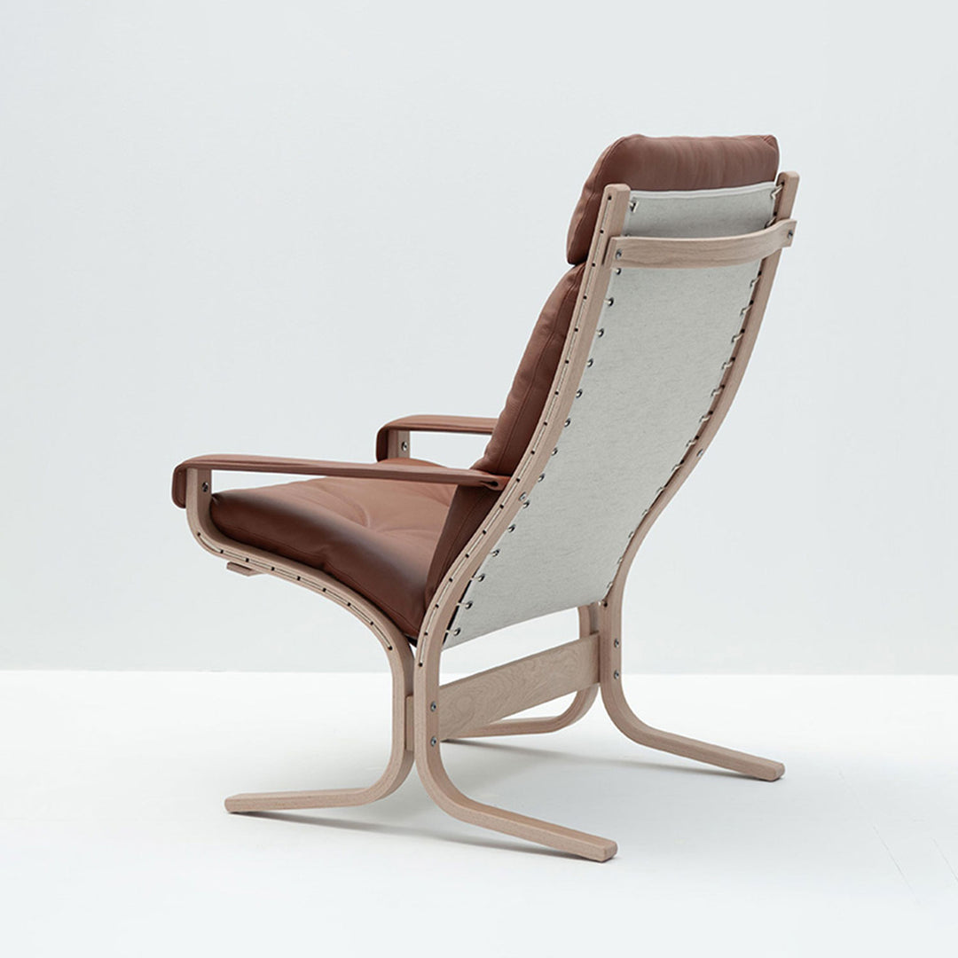 lk hjelle | siesta classic 301 chair | high back with arms | oak + rustical tan leather