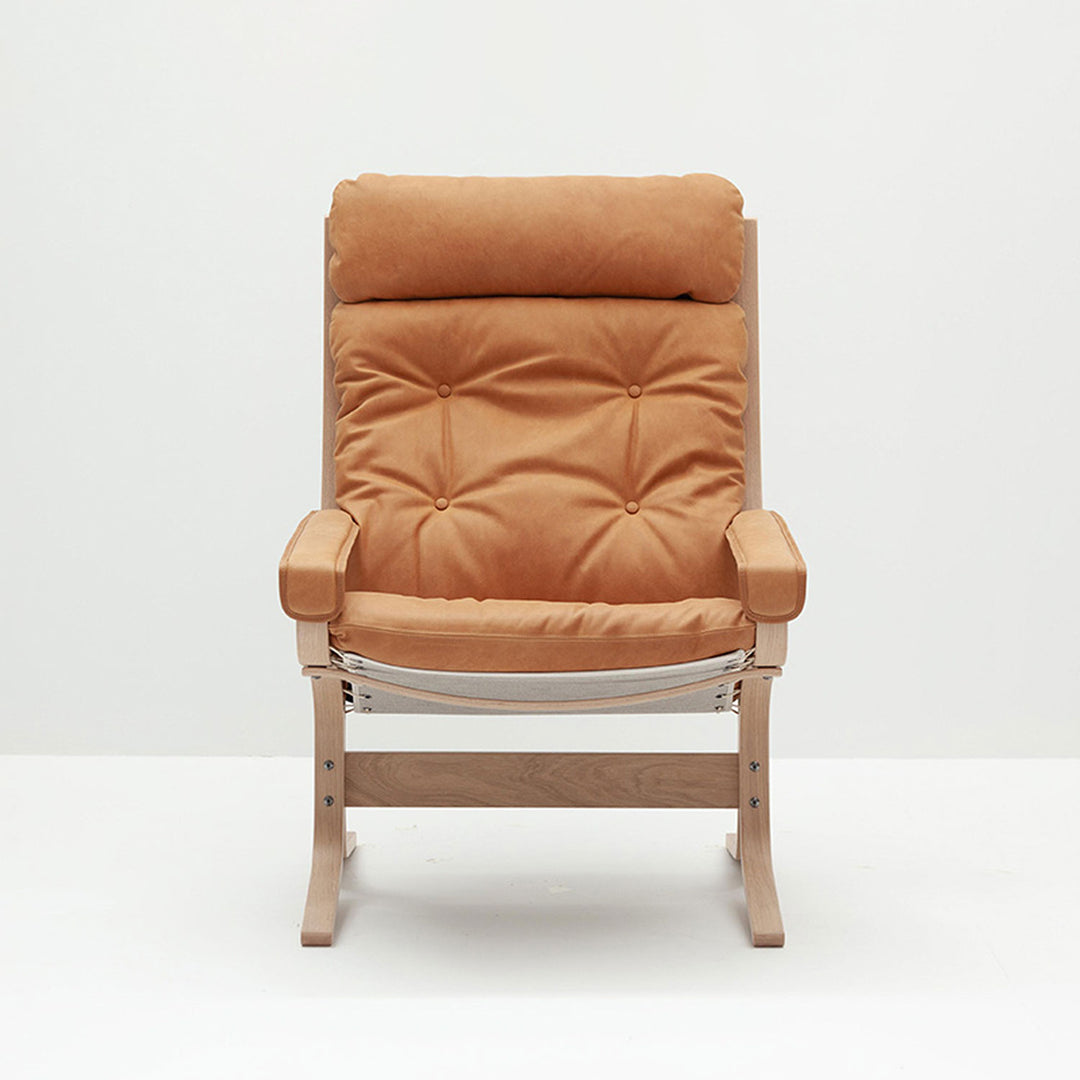 lk hjelle | siesta classic 301 chair | high back with arms | oak + vintage 413 leather