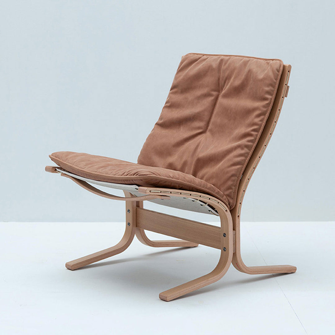lk hjelle | siesta fiora 307 chair | low back | oak + dunes 21004 leather