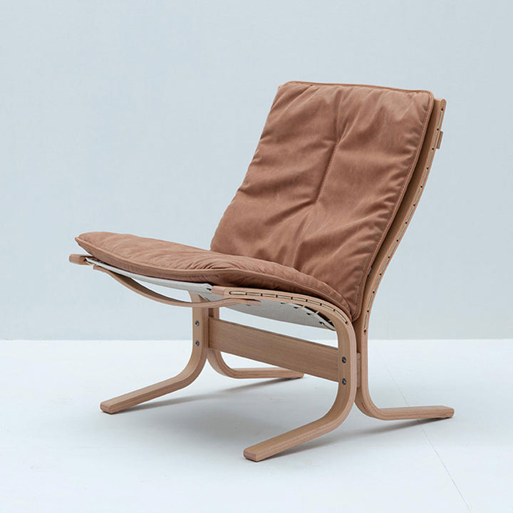lk hjelle | siesta fiora 307 chair | low back | oak + dunes 21004 leather