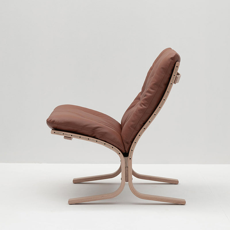 hjelle | siesta classic 302 chair | low back | oak + rustical tan leather