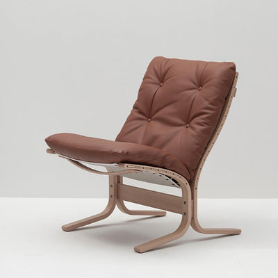 hjelle | siesta classic 302 chair | low back | oak + rustical tan leather