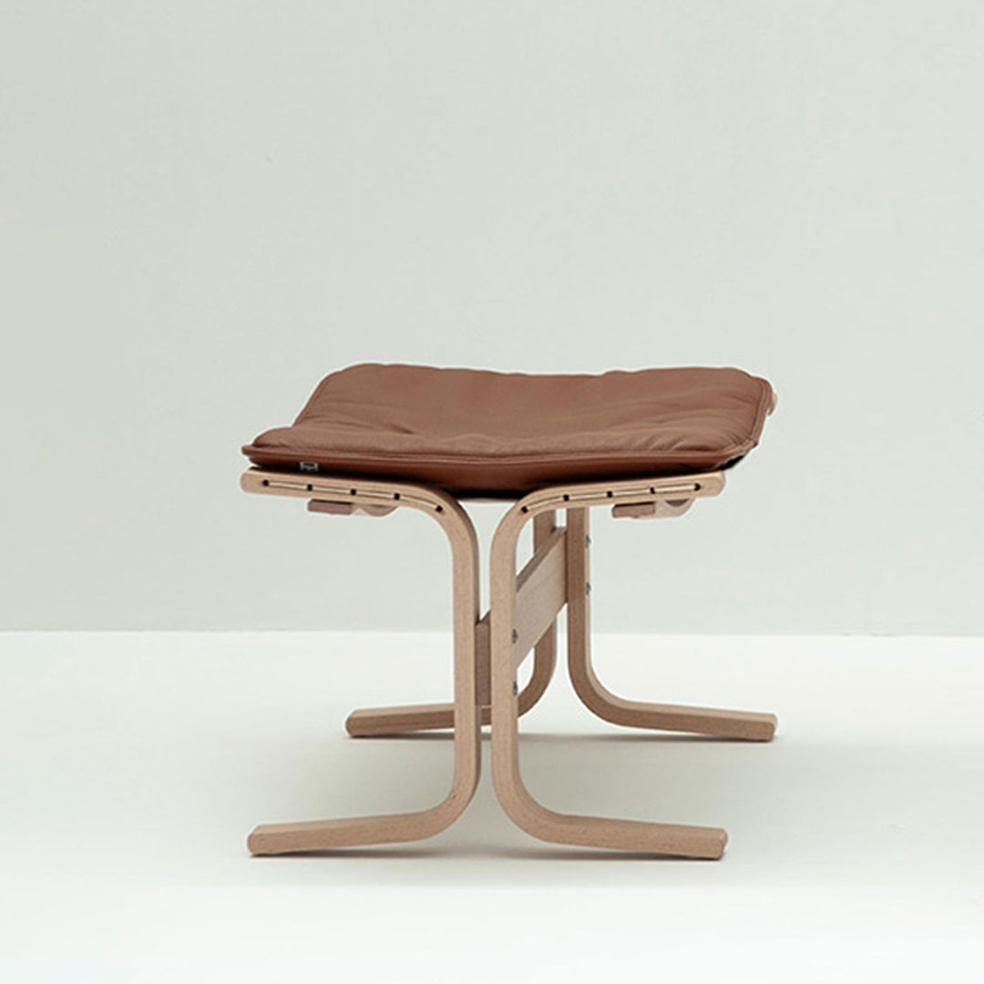 hjelle | siesta fiora 309 footstool | oak + rustical tan leather