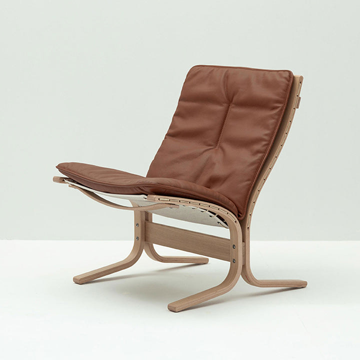 lk hjelle | siesta fiora 307 chair | low back | oak + rustical tan leather