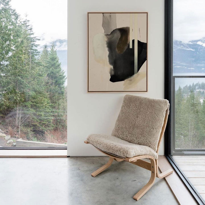 hjelle | siesta ovis 302 OV chair | low back | oak + sheepskin moonlight