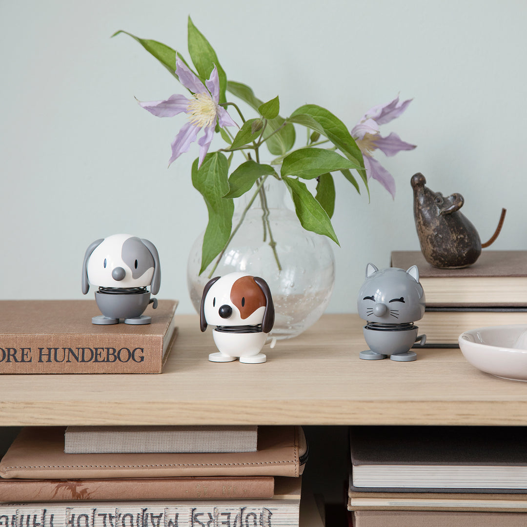 hoptimist | animals | dog white small