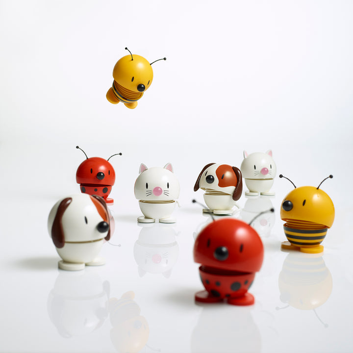 hoptimist | animals | dog white small