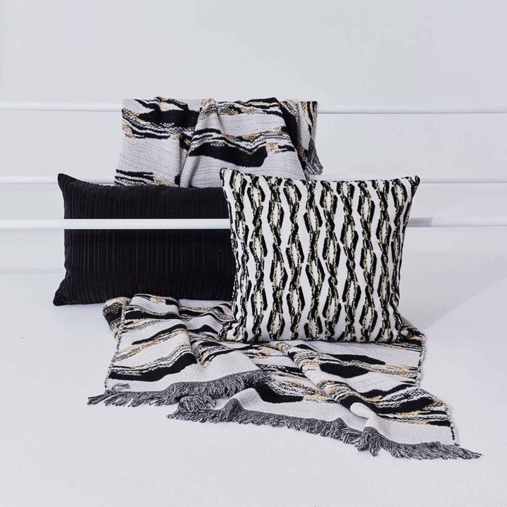 innate collection | diamond throw