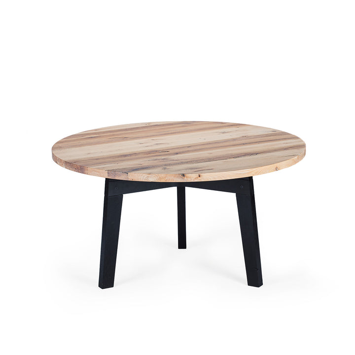 janua | bb 31 connect table round | white pigmented oak + black base 110x75cm