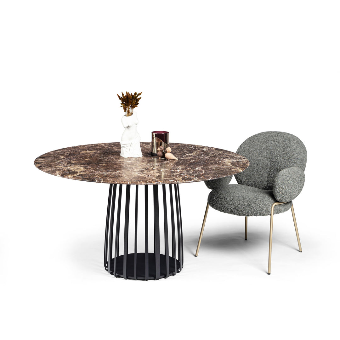 janua | bc 07 basket table round | black and gold limestone + black base 110cm