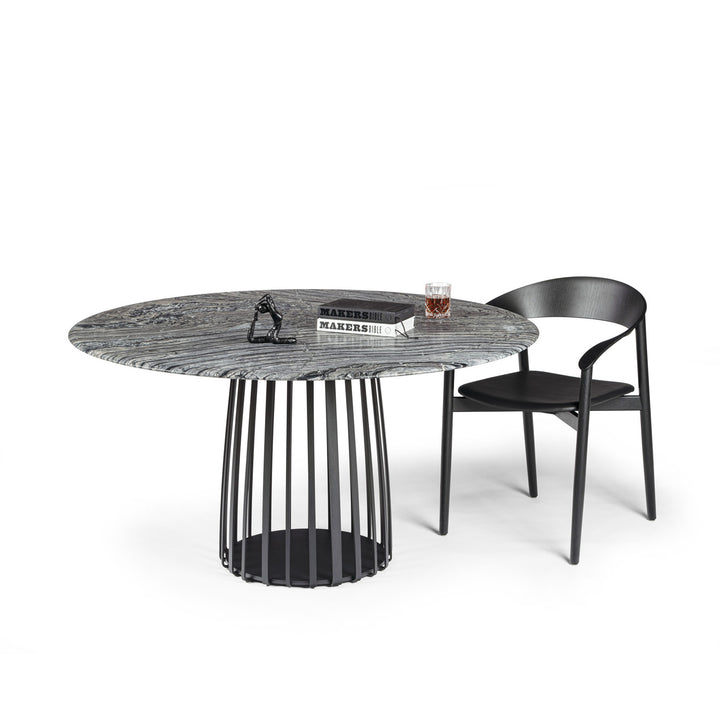 janua | bc 07 basket table round | black and gold limestone + black base 110cm