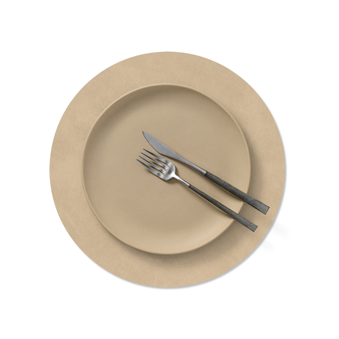 lind dna | table mat | circle medium | nupo sand