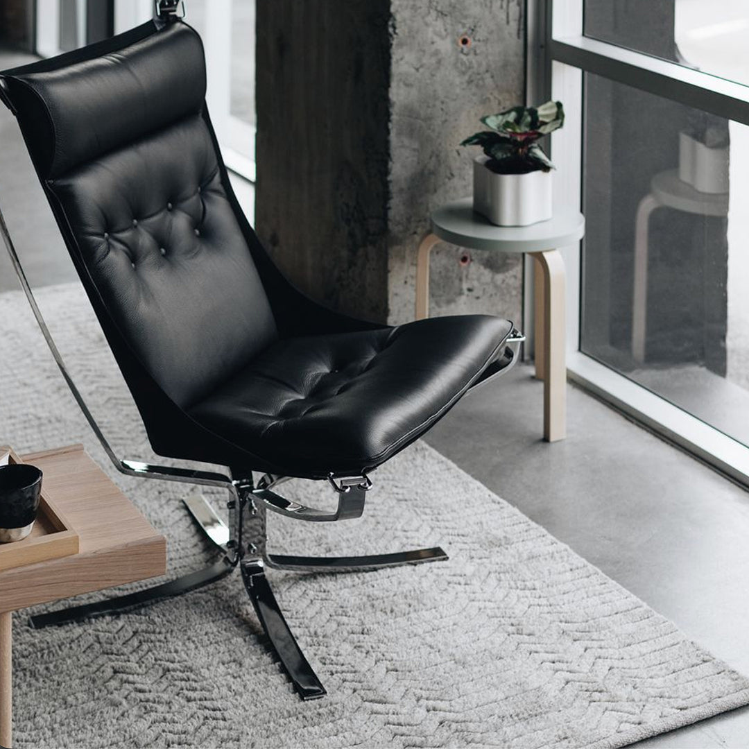 lk hjelle | falcon phoenix highback | chair | black | polished chrome