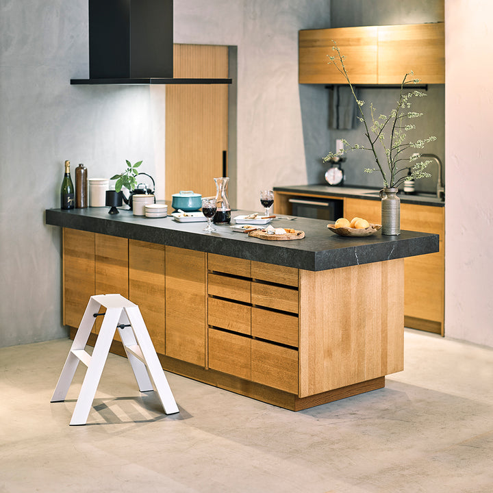 hasegawa | lucano 2 step ladder | white (japan) - LC