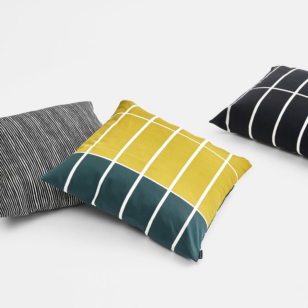 marimekko | varvunraita cushion 50cm | colour 190