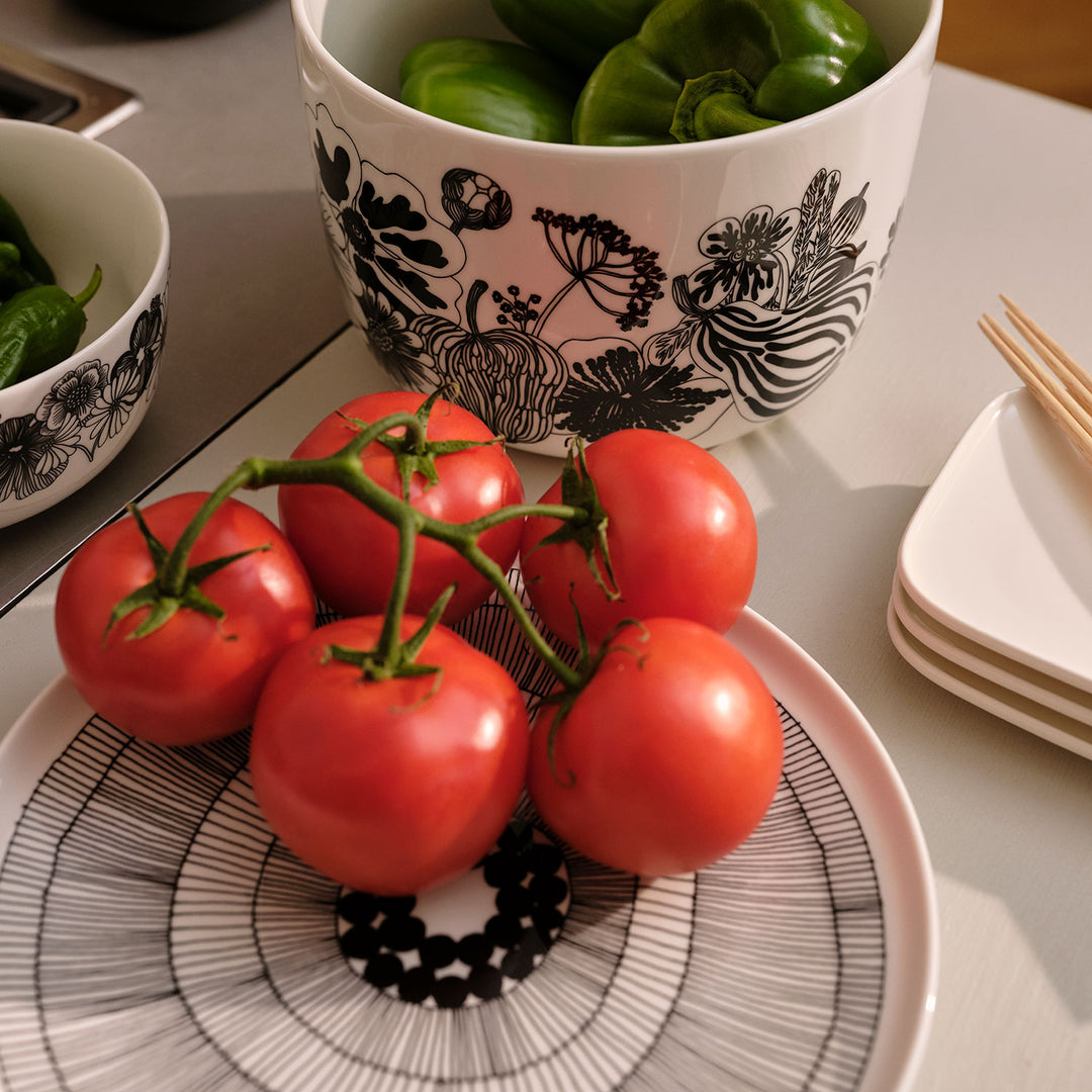 marimekko | oiva siirtolapuutarha plate 25cm | colour 191