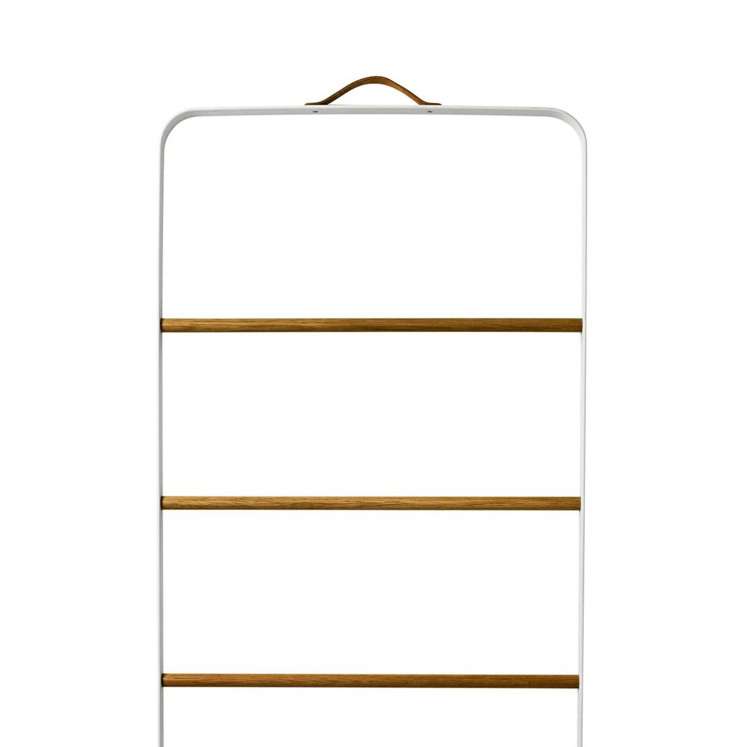 audo copenhagen (menu) | norm towel ladder | white + light oak