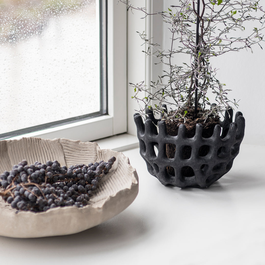 mette ditmer | art piece | braided bowl | black