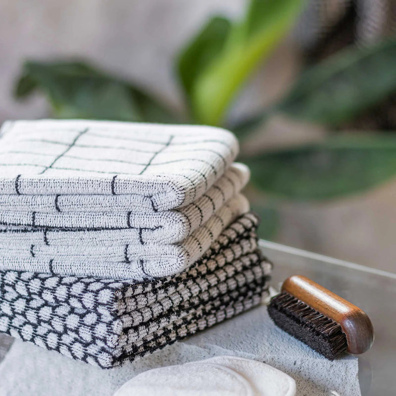 mette ditmer | tile stone hand towel | black + off white - LC
