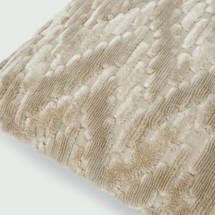 missoni home | fossile cushion 30x60cm | colour 48