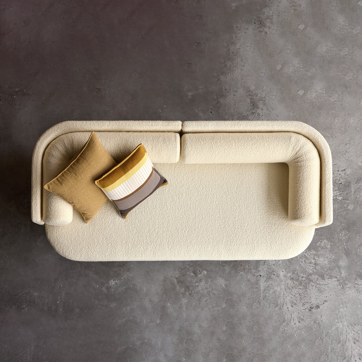 moeller design | CAJA daybed | right backrest | city velvet reloaded 138