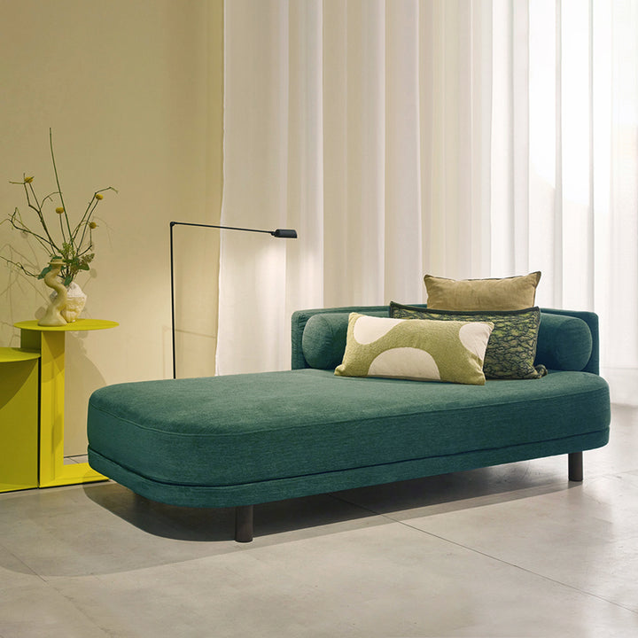 moeller design | CAJA daybed | right backrest | city velvet reloaded 138